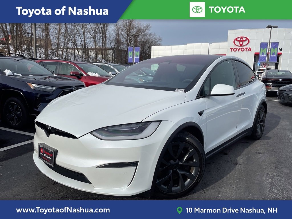 2022 Tesla Model X Long Range's photo