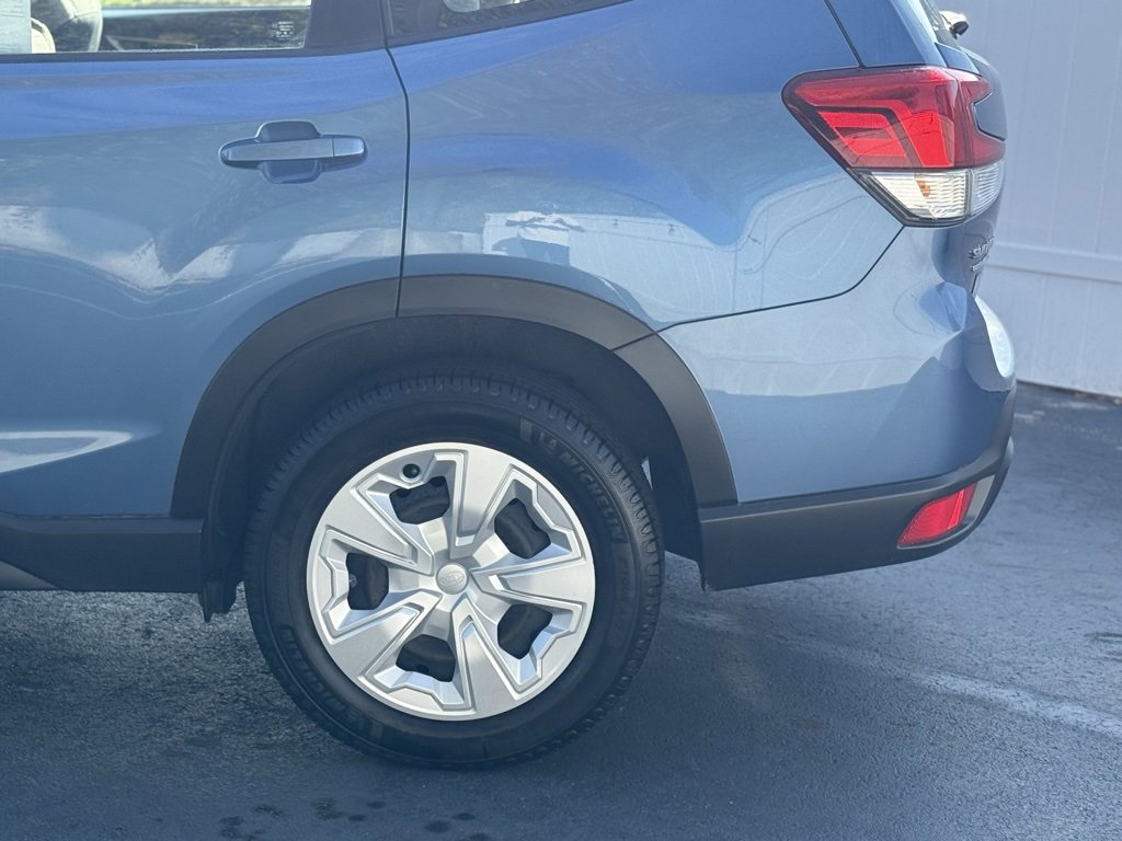2019 Subaru Forester Base Sport photo 2
