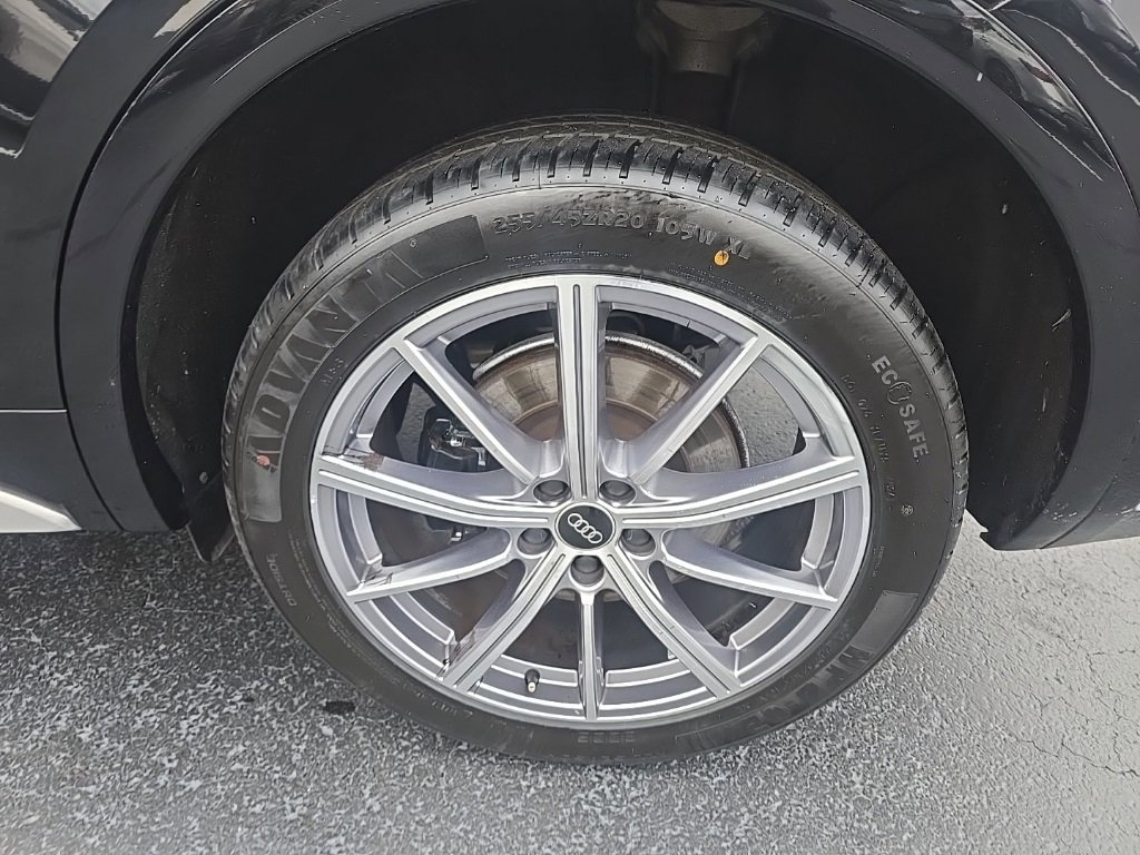 2023 Audi SQ5 Premium Plus photo 3