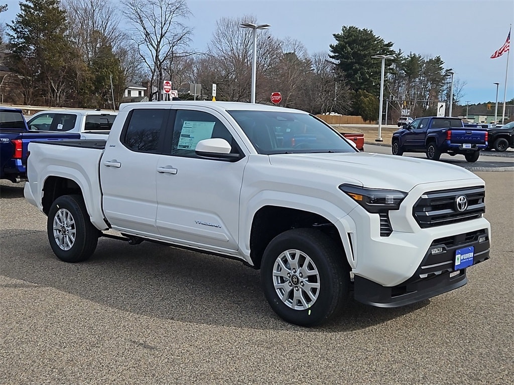 New 2025 Toyota Tacoma SR5 Truck Double Cab