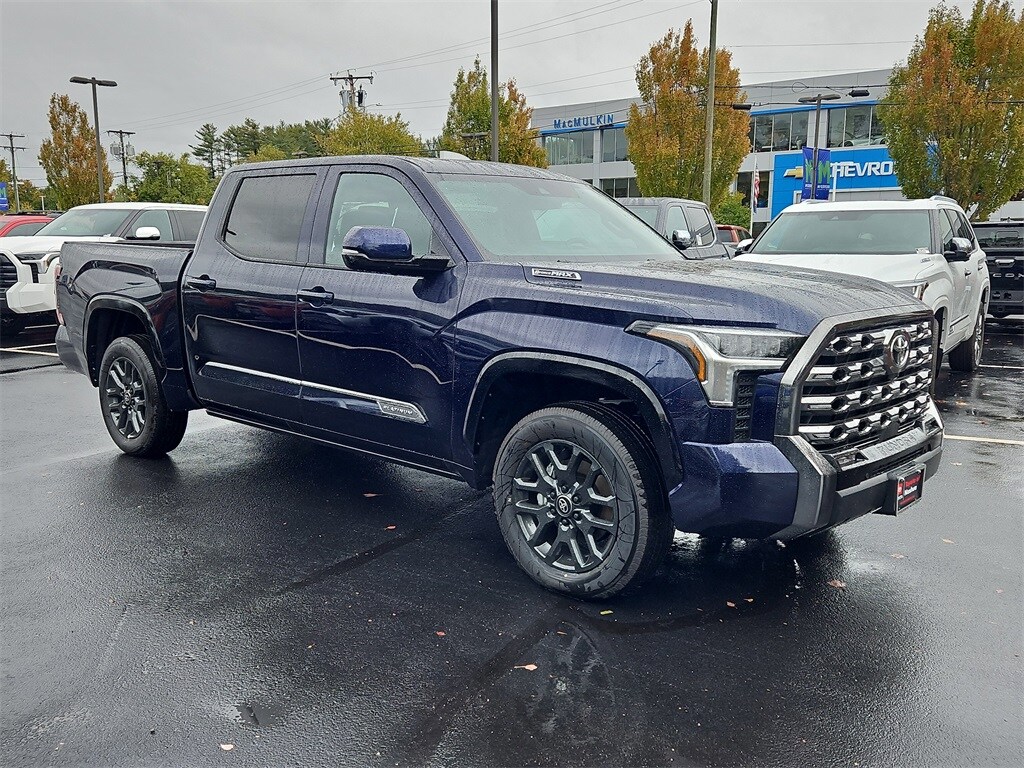 2025 Toyota Tundra Platinum photo 3