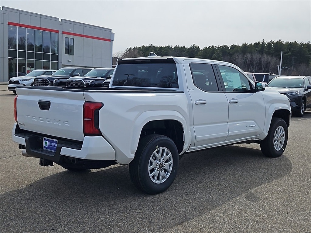 New 2025 Toyota Tacoma SR5 Truck Double Cab