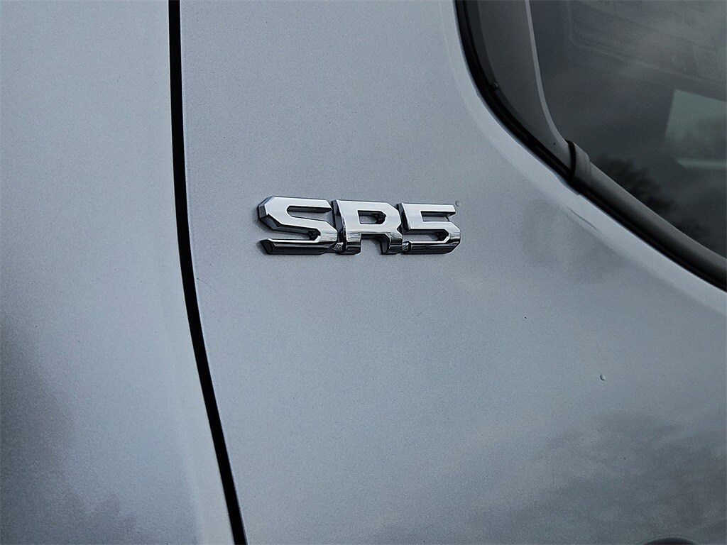 2025 Toyota Tacoma SR5 4x4 Double Cab photo 4