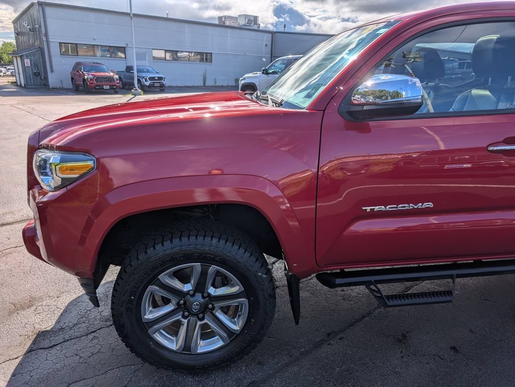 Used 2019 Toyota Tacoma Limited Truck