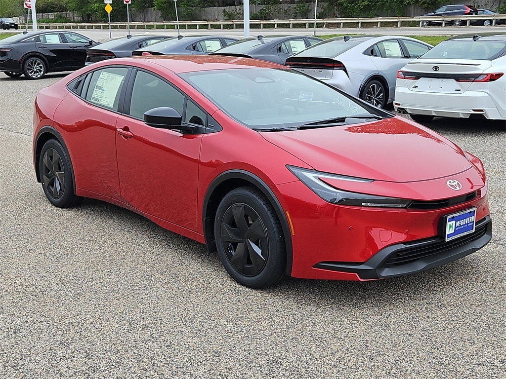 New 2026 Toyota Prius LE Hatchback