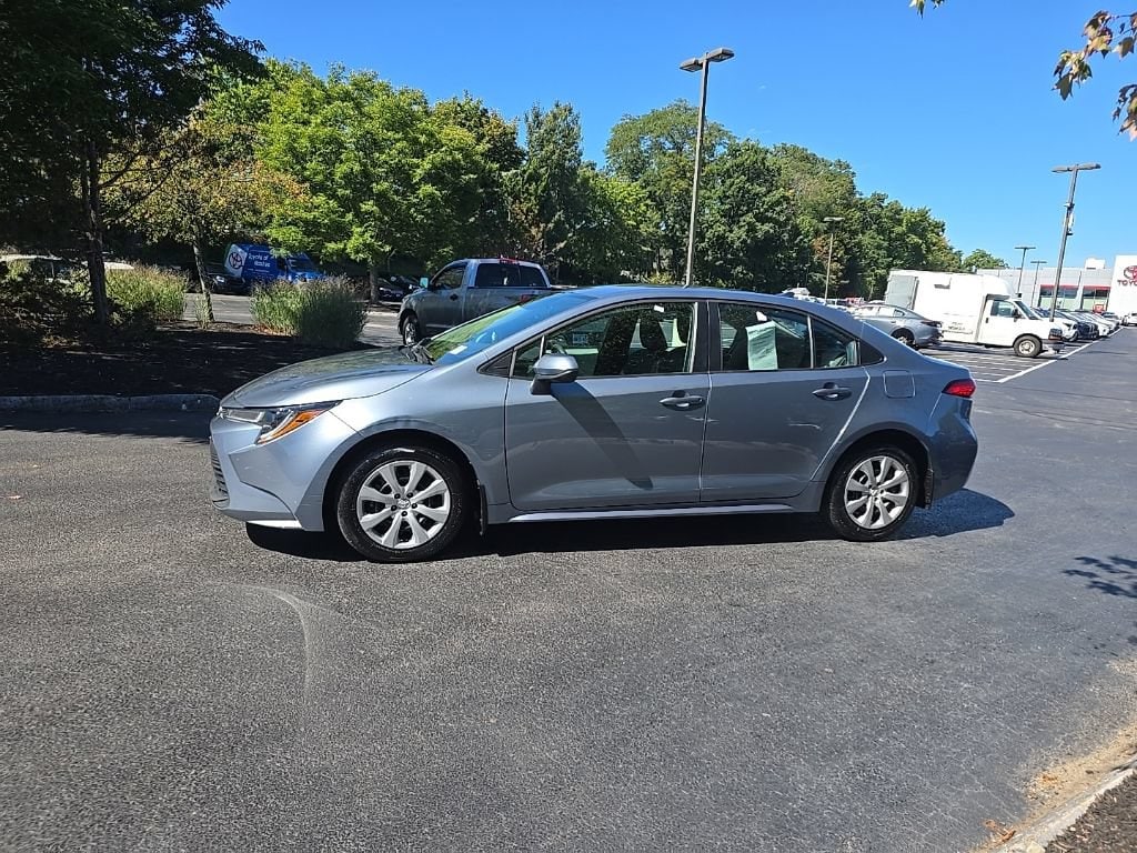 Used 2024 Toyota Corolla LE Sedan