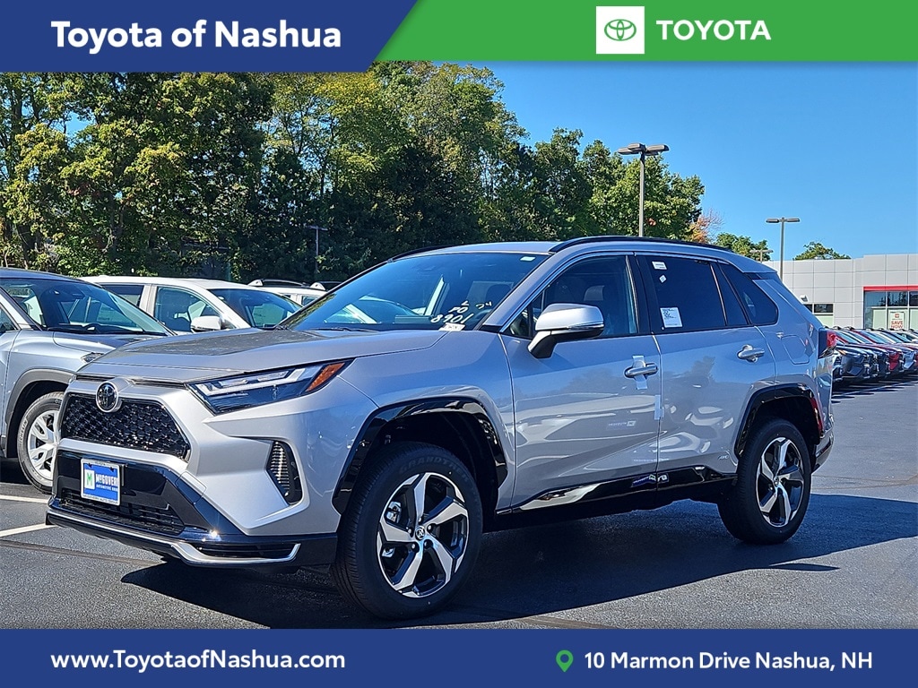 2025 Toyota RAV4 SE's photo