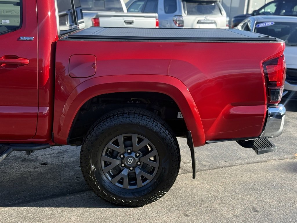 2022 Toyota Tacoma SR5 photo 3