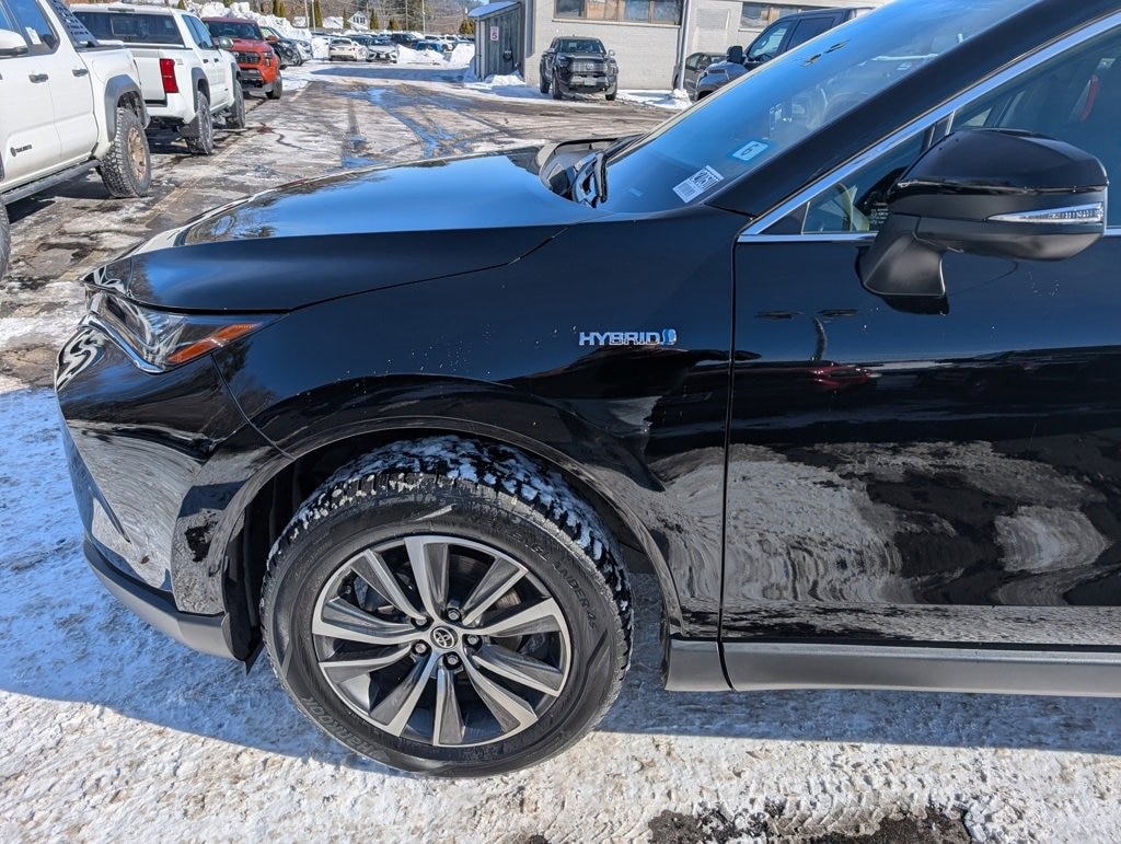 Certified 2021 Toyota Venza LE Sport Utility