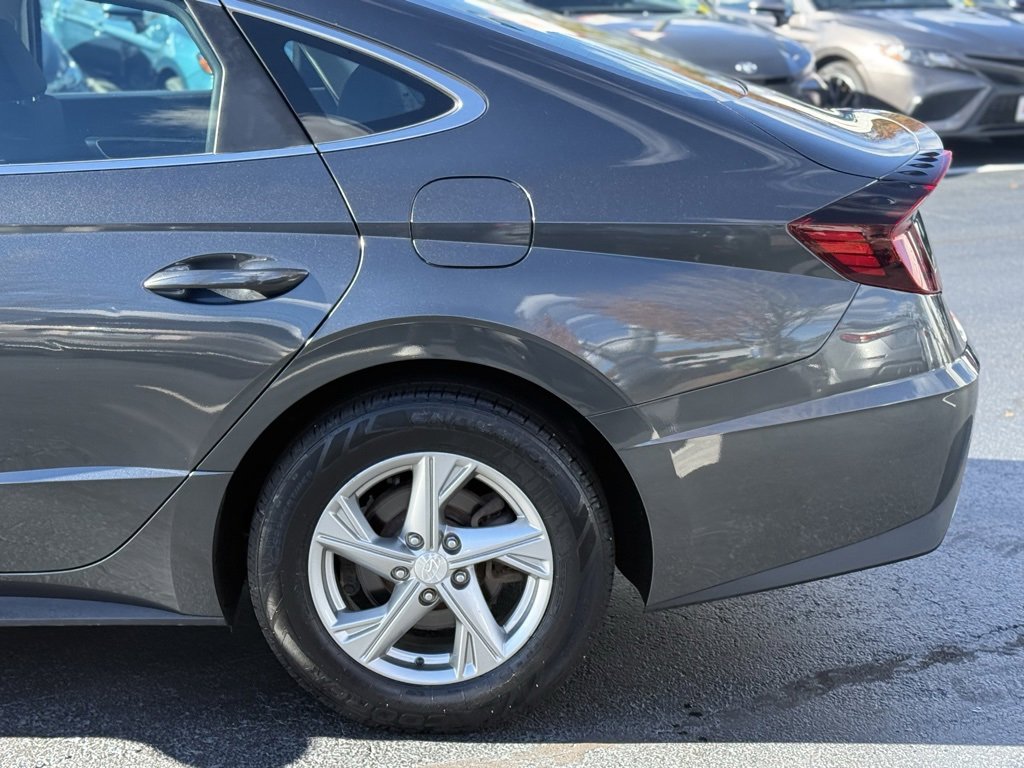 2023 Hyundai Sonata SE photo 3
