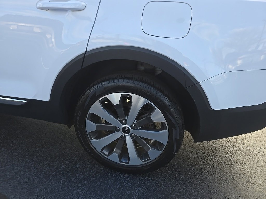 2022 Kia Telluride EX photo 3