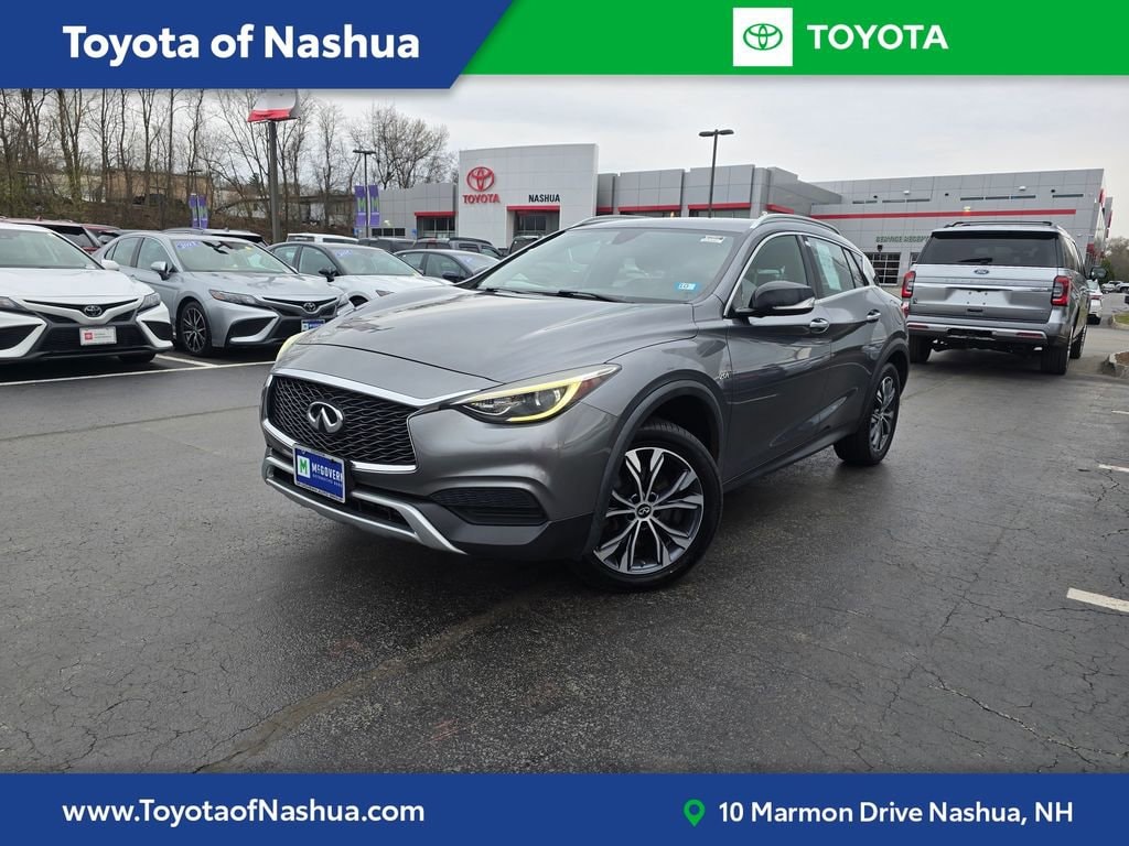 2018 INFINITI QX30 Luxury