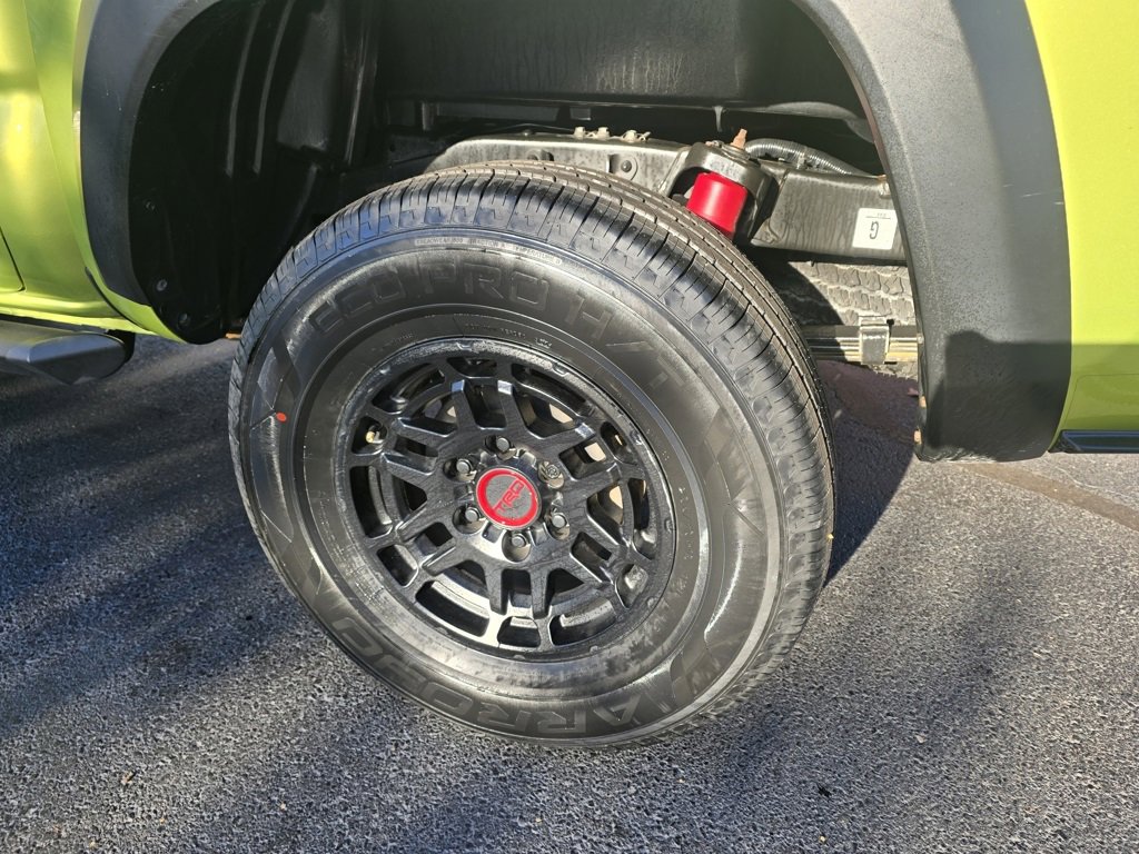 2022 Toyota Tacoma TRD Pro photo 3