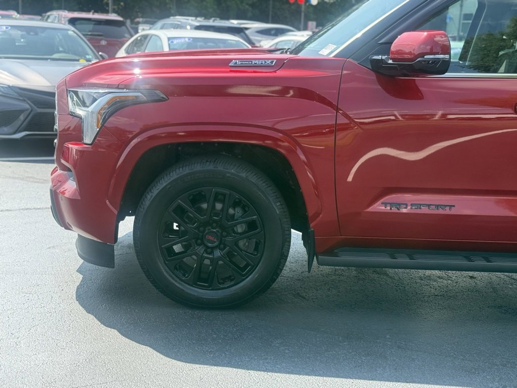 2023 Toyota Sequoia SR5 photo 2