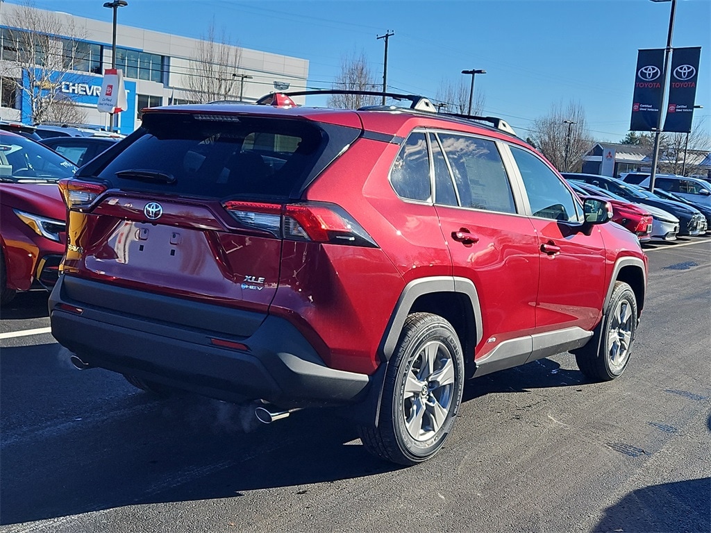 New 2025 Toyota RAV4 Hybrid XLE SUV