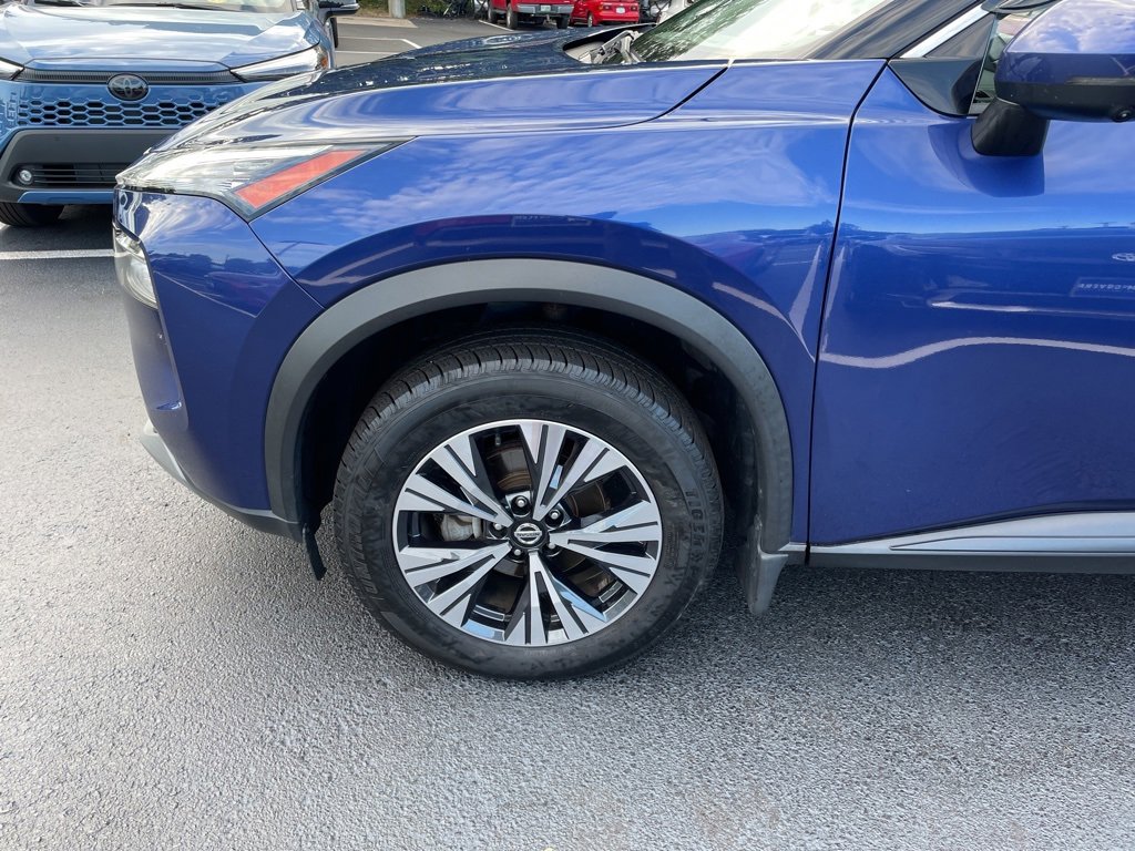 2021 Nissan Rogue SV photo 3