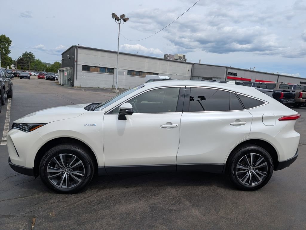 Certified 2021 Toyota Venza LE Sport Utility