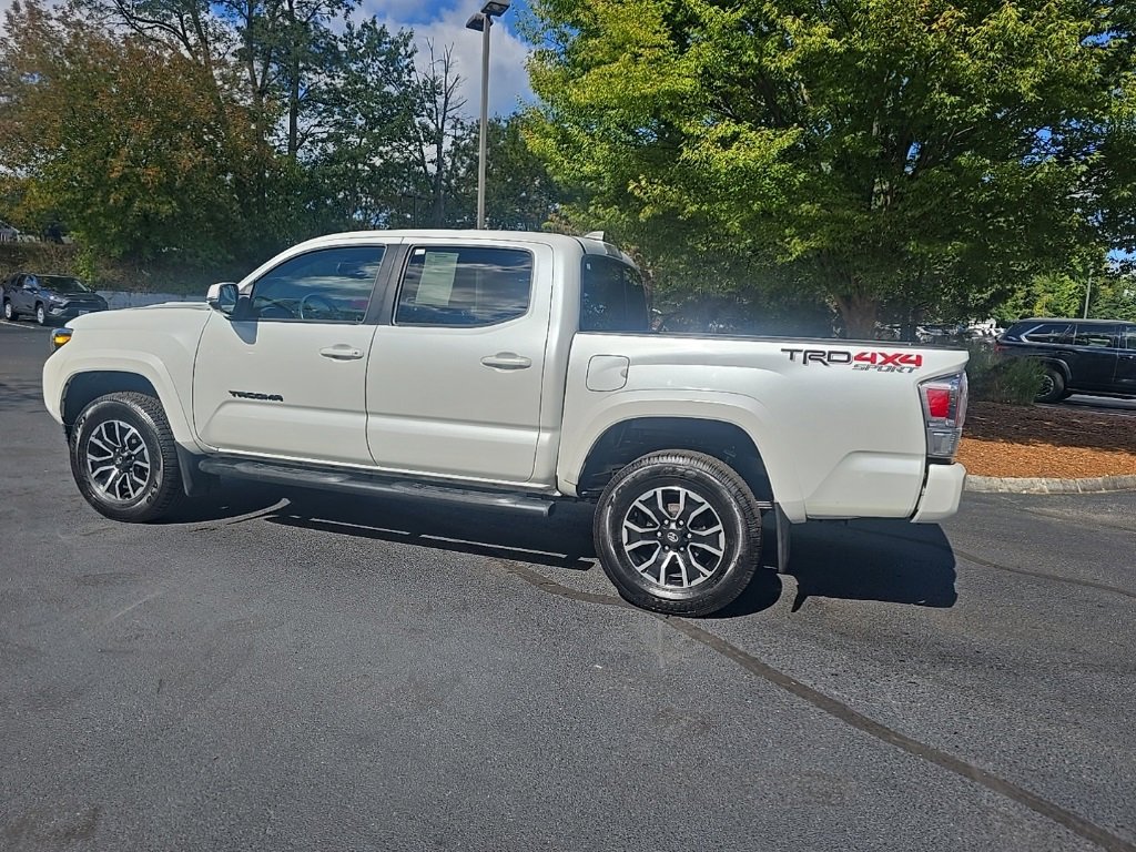 2023 Toyota Tacoma SR5 photo 2