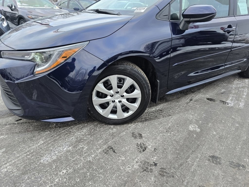 Certified 2025 Toyota Corolla LE Sedan
