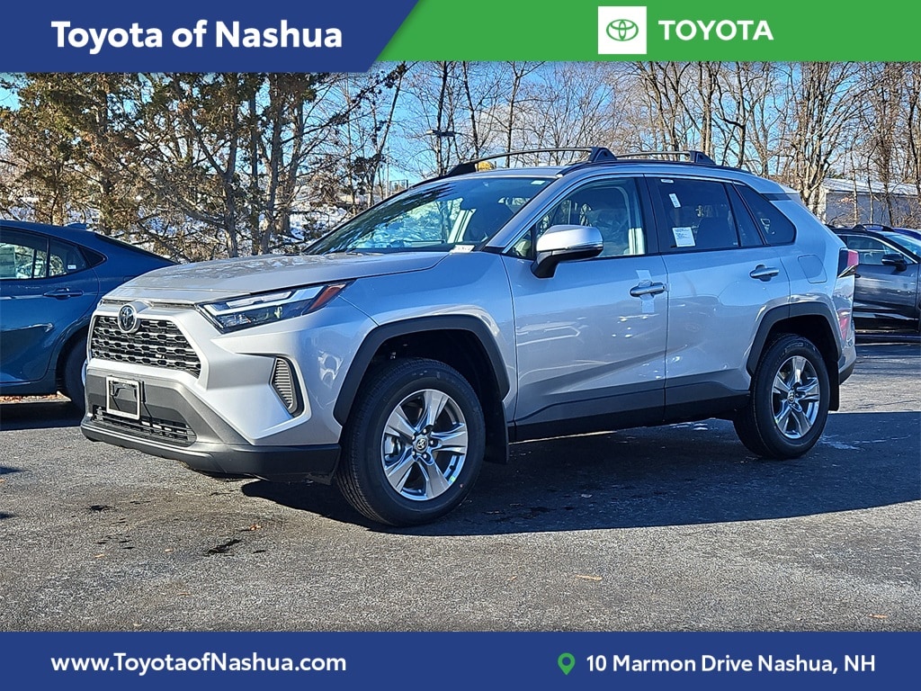 2025 Toyota RAV4 XLE's photo