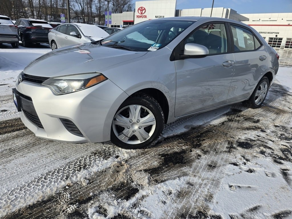 Used 2015 Toyota Corolla LE Sedan