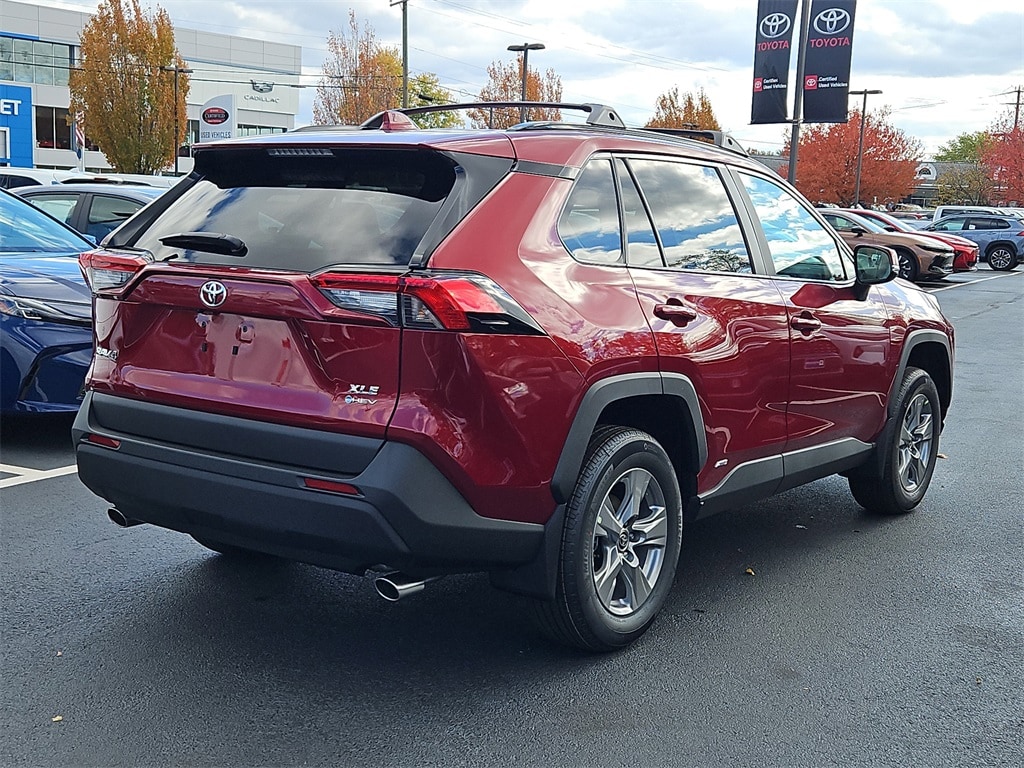 New 2025 Toyota RAV4 Hybrid XLE SUV