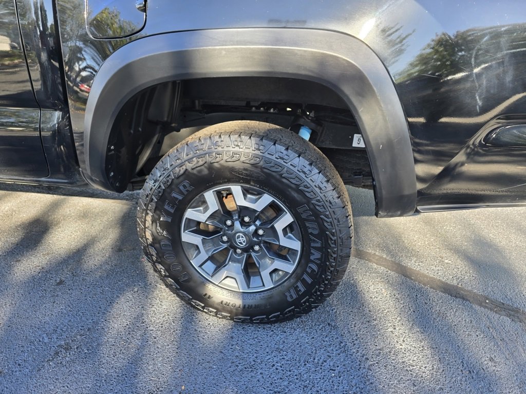 2023 Toyota Tacoma TRD Off-Road photo 4