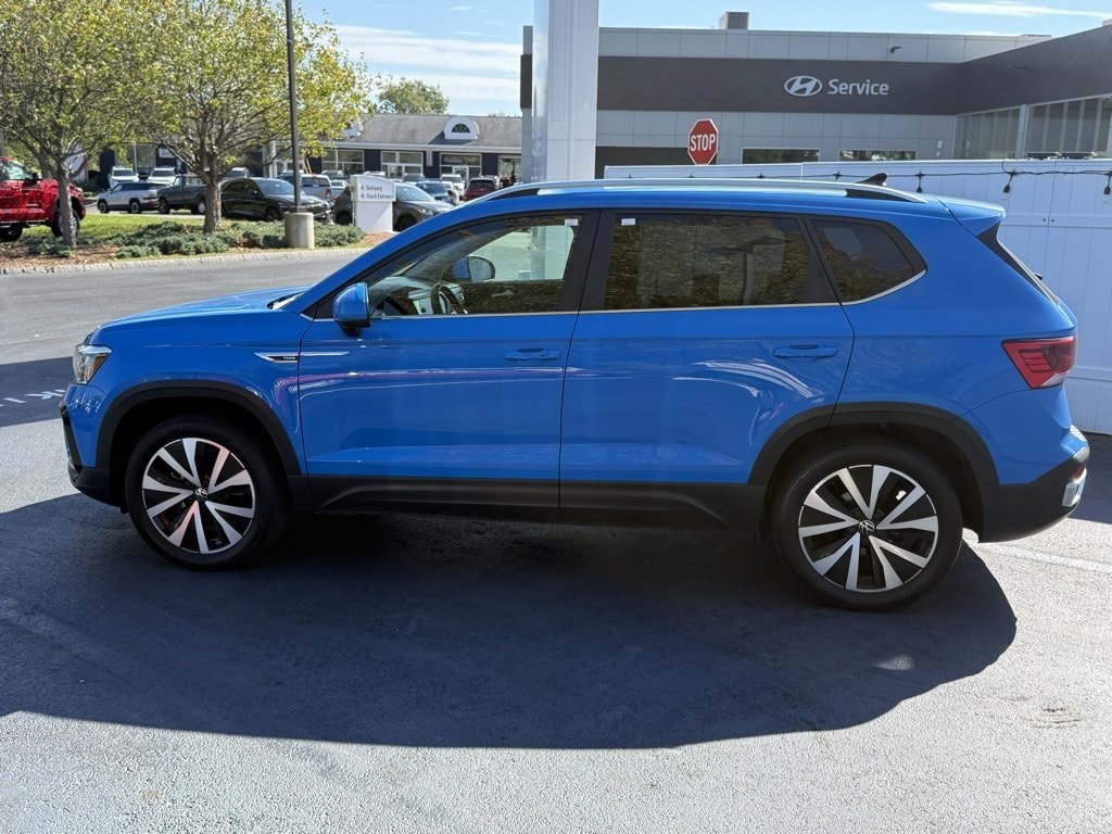 Used 2023 Volkswagen Taos 1.5T SE Sport Utility