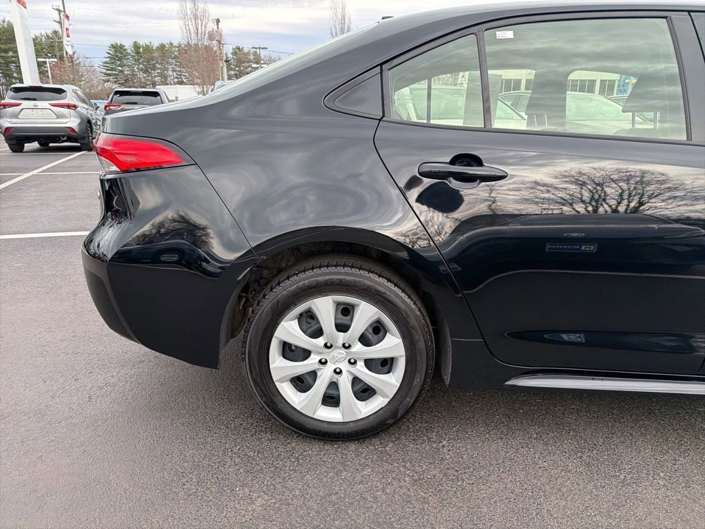 Certified 2024 Toyota Corolla Hybrid LE Sedan