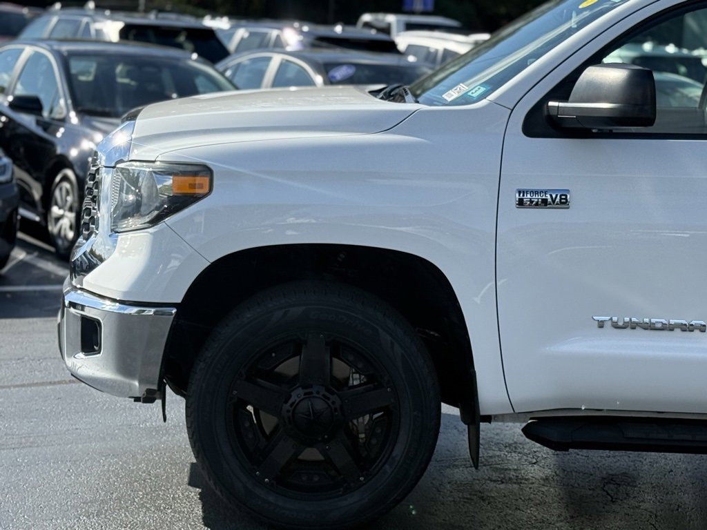2019 Toyota Tundra SR5 Grade photo 2