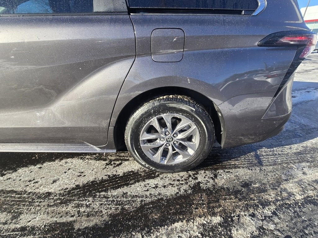 Certified 2024 Toyota Sienna LE Passenger Van