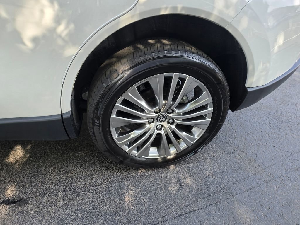 Certified 2023 Toyota Venza XLE Sport Utility