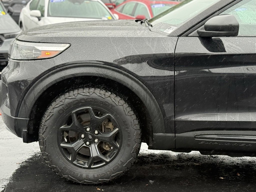 2022 Ford Explorer Timberline photo 2