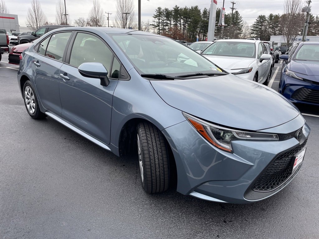 2023 Toyota Corolla LE photo 3