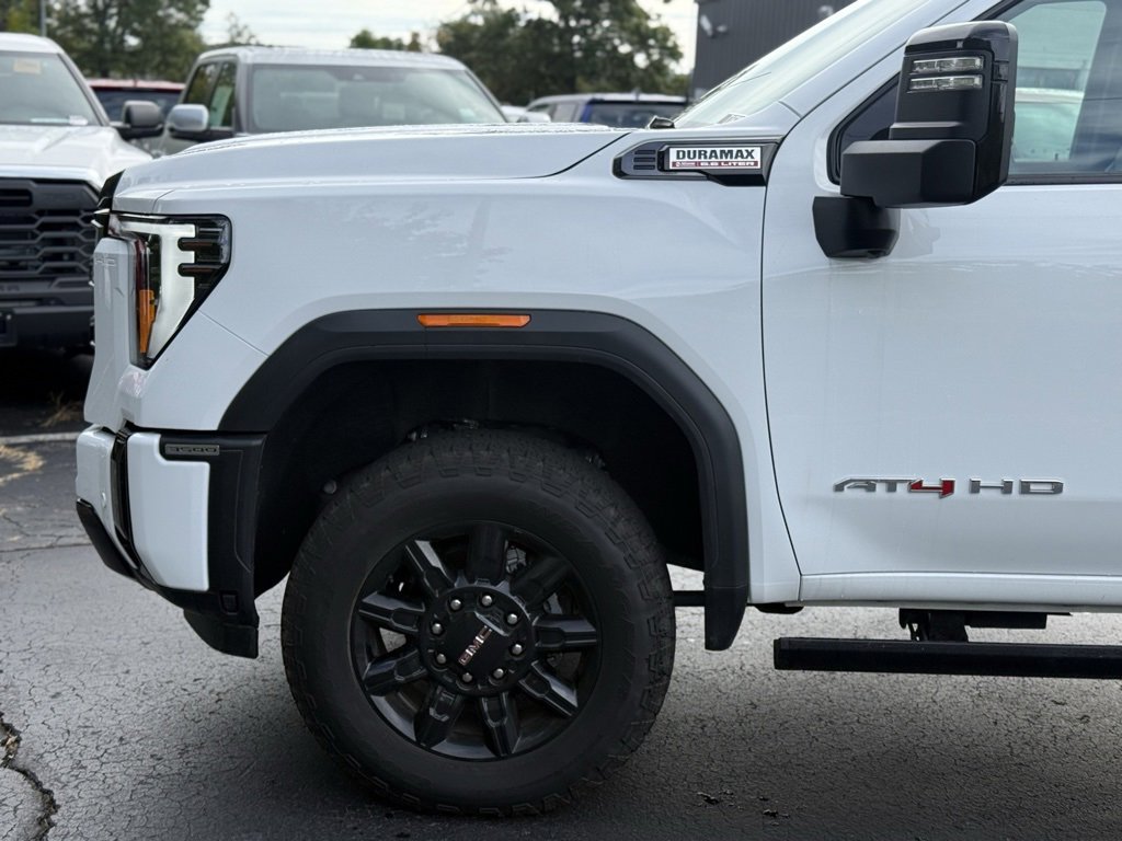 2024 Gmc Sierra HD AT4 photo 2
