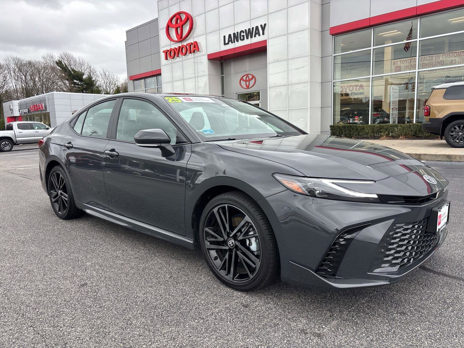 2025 Toyota Camry XSE's photo