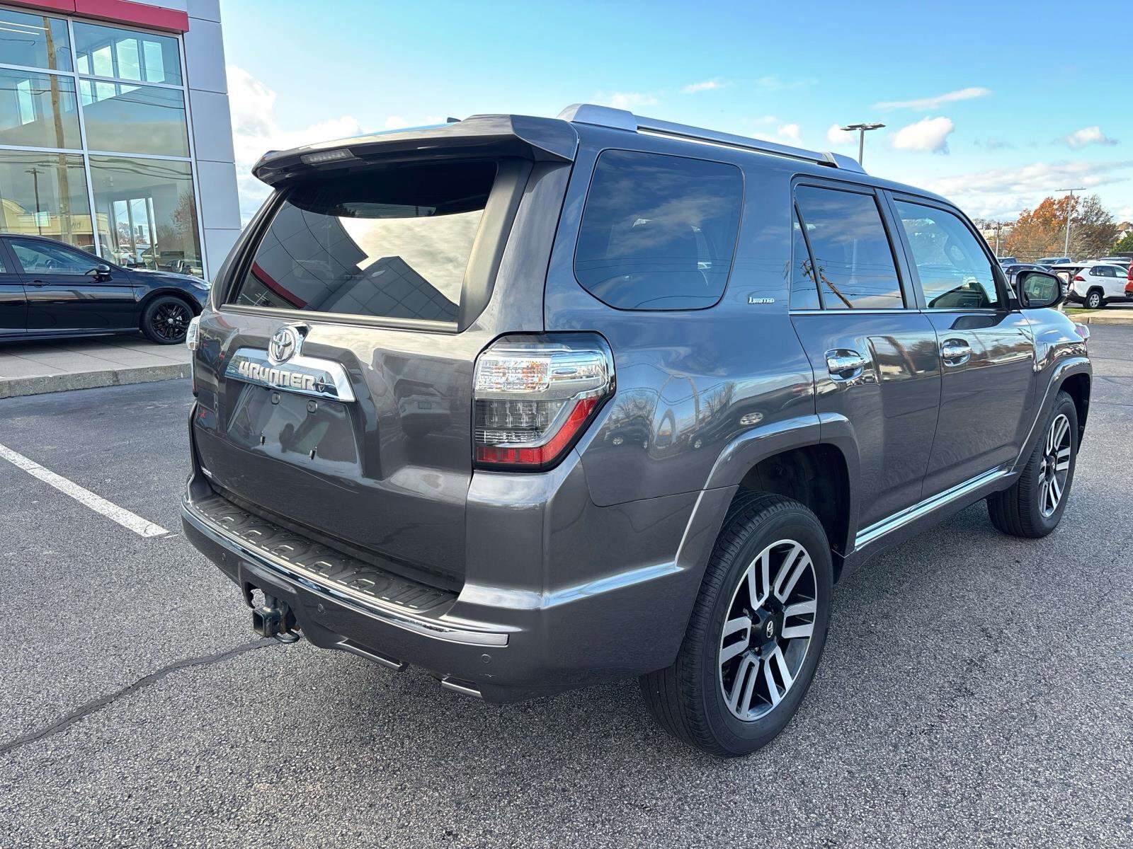 2023 Toyota 4Runner Limited photo 3