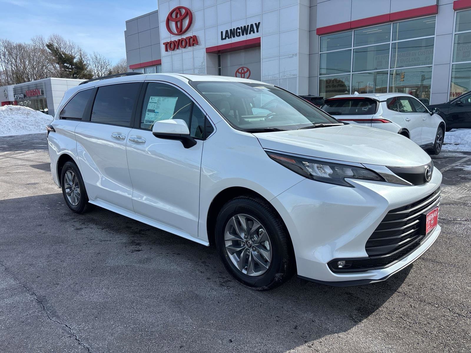 2026 Toyota Sienna Van Passenger Van 