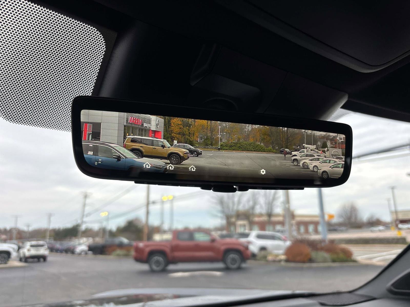 2026 Toyota Tundra Limited - Photo 13