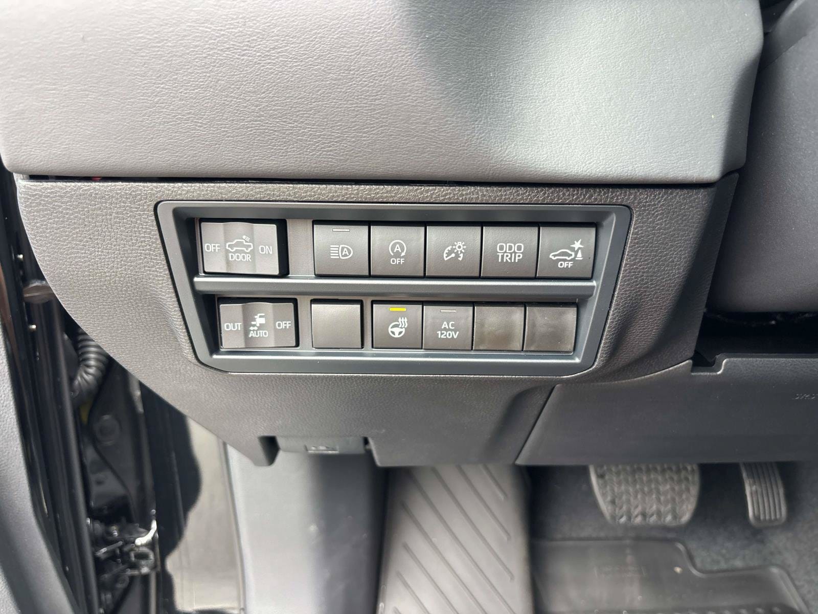 2026 Toyota Tundra Platinum - Photo 11