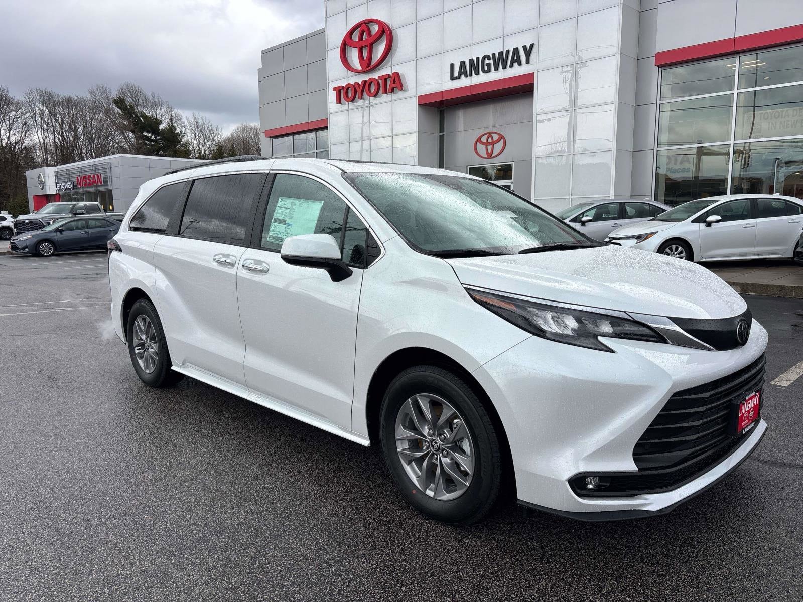 2026 Toyota Sienna Van Passenger Van 