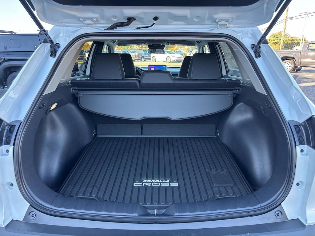 New 2026 Toyota Corolla Cross LE SUV