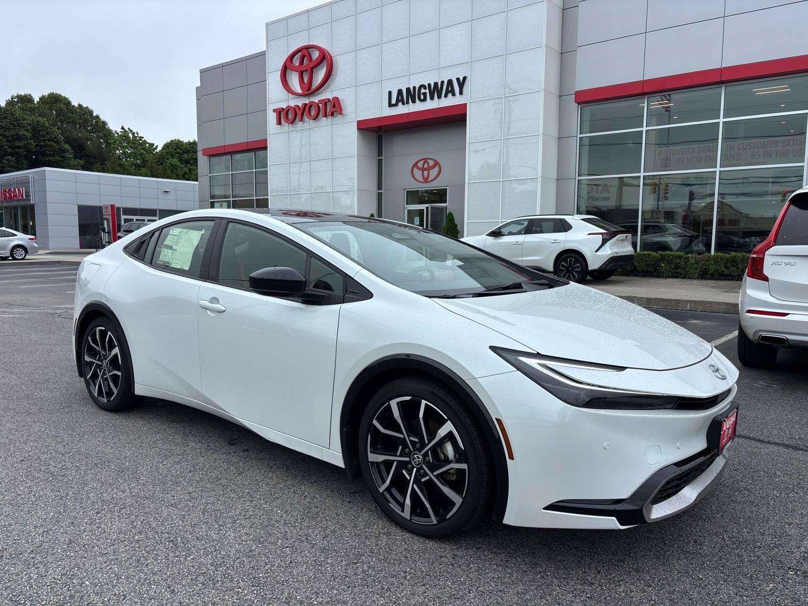 2025 Toyota Prius Plug-in Hybrid XSE