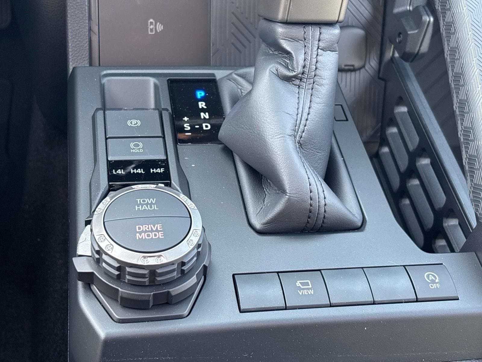 2026 Toyota 4Runner Limited - Photo 16
