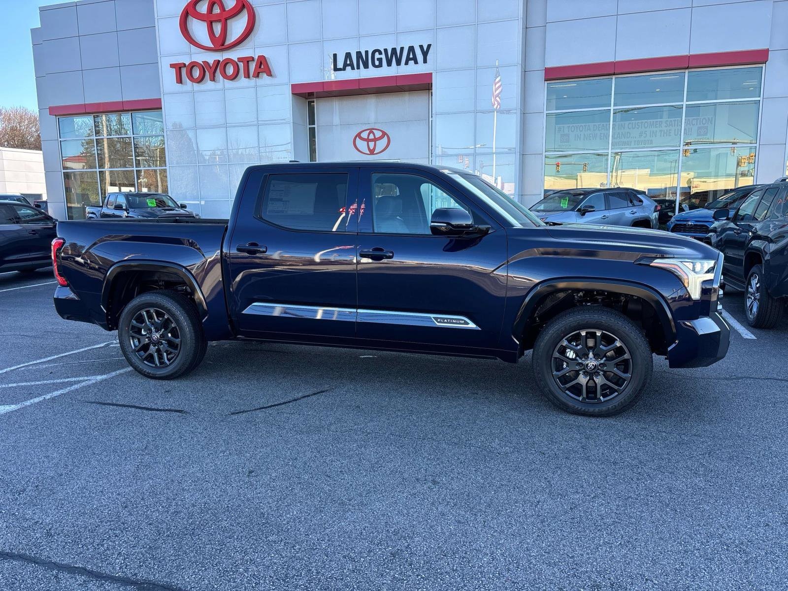 2026 Toyota Tundra Platinum - Photo 2