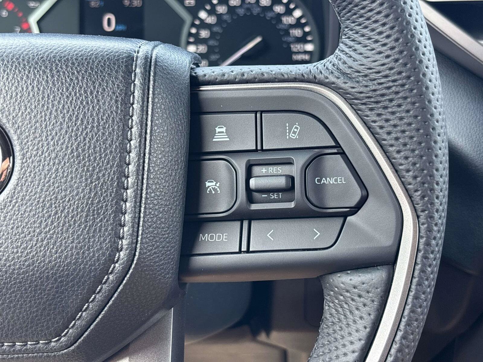 2026 Toyota Tundra SR5 - Photo 10