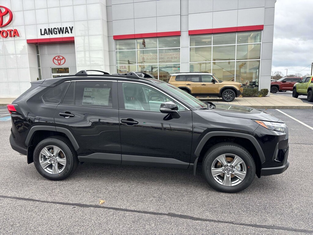 New 2025 Toyota RAV4 XLE SUV