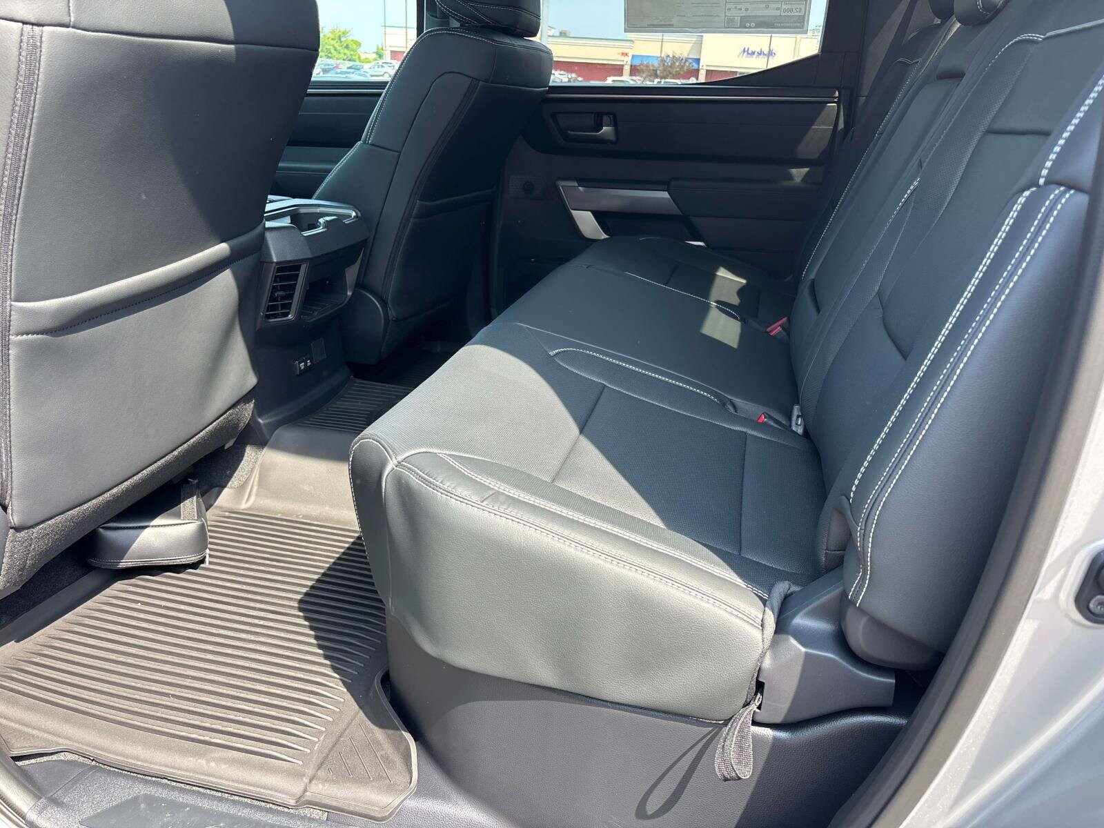 2026 Toyota Tundra SR5 - Photo 6