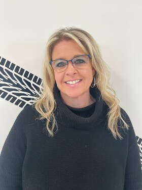 Staff member Colleen Baker from ID_f02f34f9018e