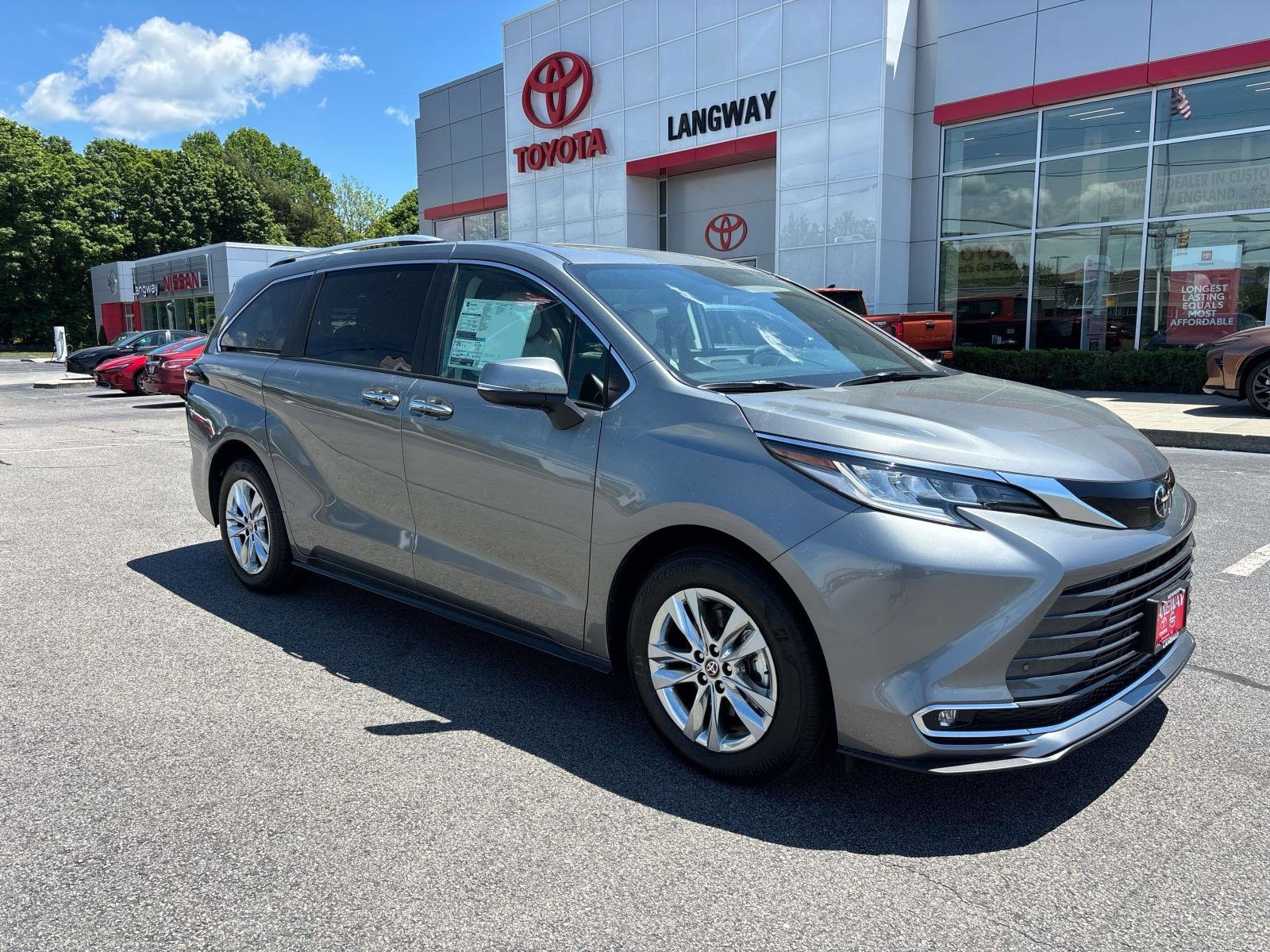 2026 Toyota Sienna Van Passenger Van 